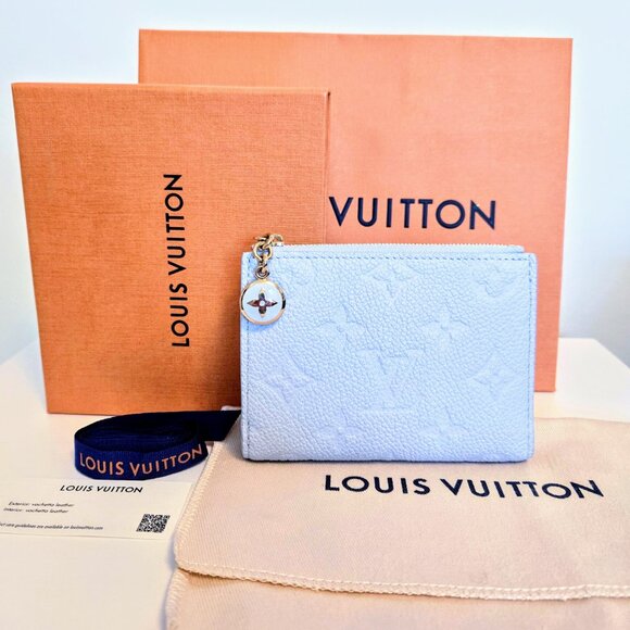 Rare sold out Louis Vuitton Portefeuille Lisa Empreinte Bifold Wallet blue azure - Picture 5 of 10
